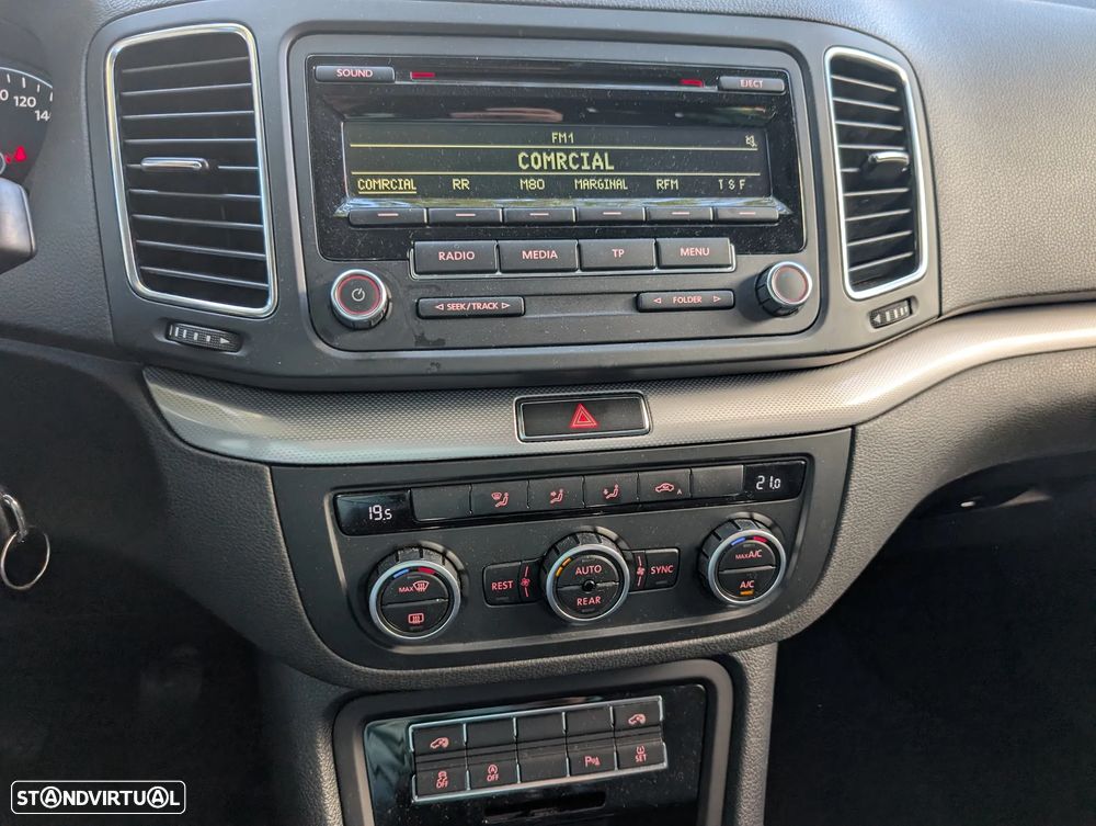 VW Sharan 2.0 TDi Confortline - 15