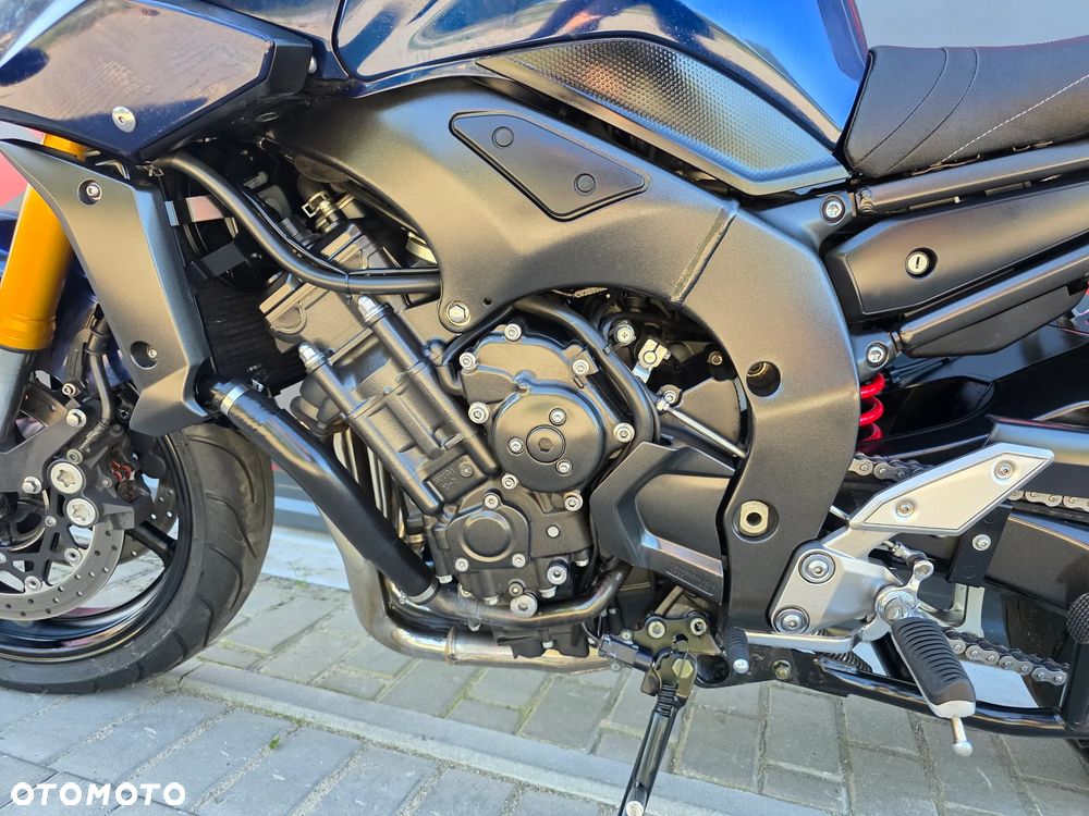 Yamaha FZ - 10