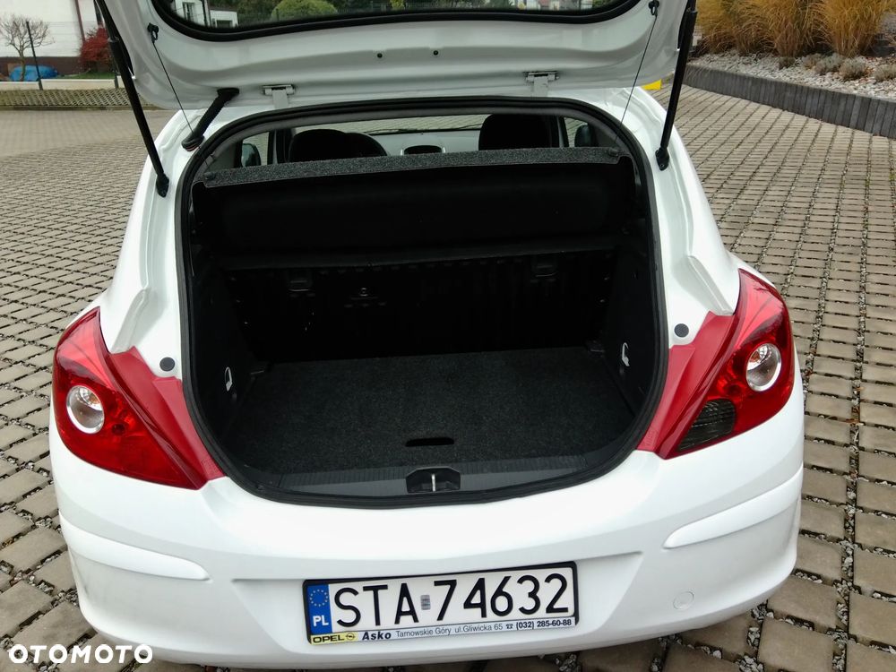 Opel Corsa - 11