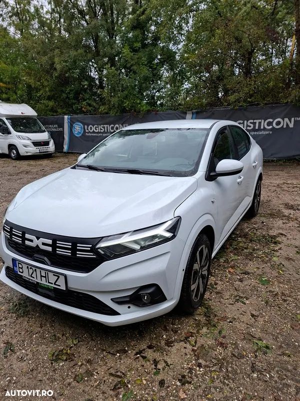 Dacia Logan TCe 90 Essential - 1