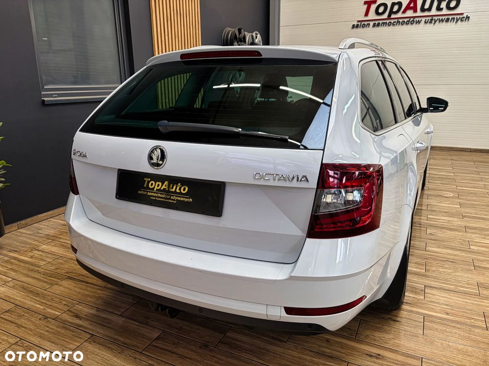 Skoda Octavia 1.5 TSI ACT DSG Ambition - 9