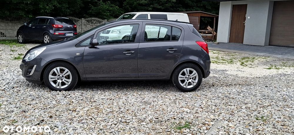 Opel Corsa 1.4 16V Innovation - 4