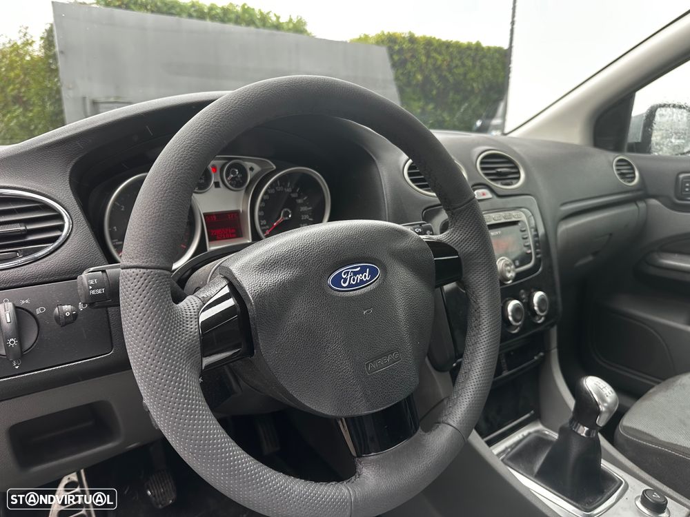 Ford Focus SW 1.6 TDCi Sport - 16