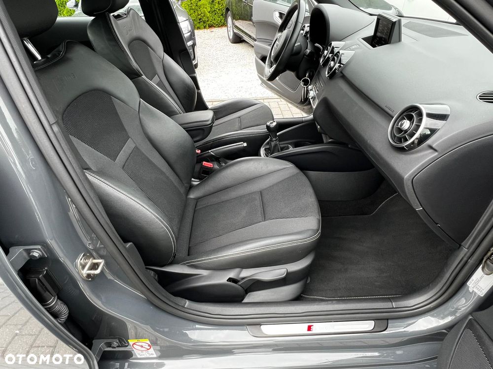 Audi A1 Sportback 25 TFSI S line - 19