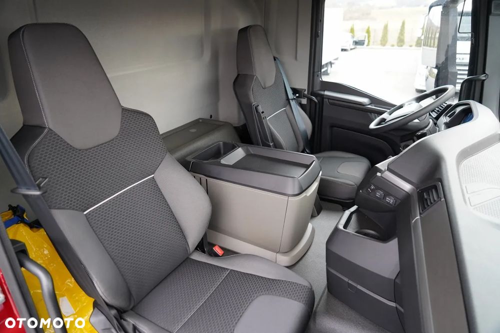 MAN TGS 41.480 / 8X6 / WYWROTKA / AUTOMAT / FABRYCZNIE NOWY / BARDZO BOGATE WYPOSAŻENIE / - 32