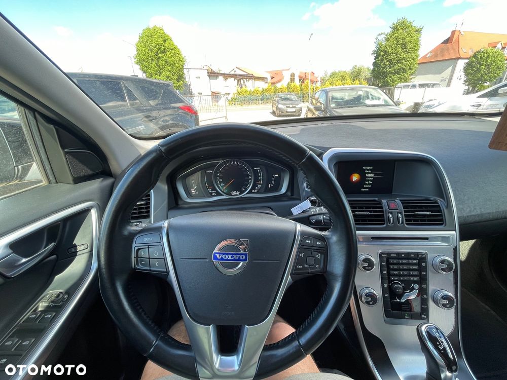 Volvo XC 60 D4 Drive-E Ocean Race - 21