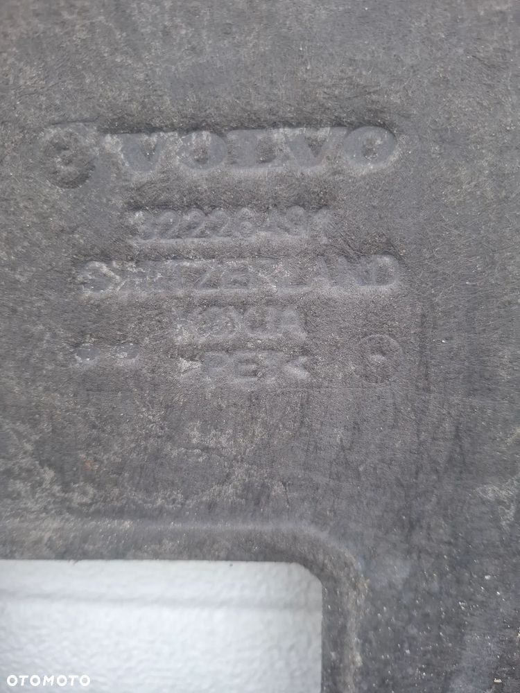 Volvo XC60 II Płyta Osłona Silnika 32226491 / 31378306 - 3