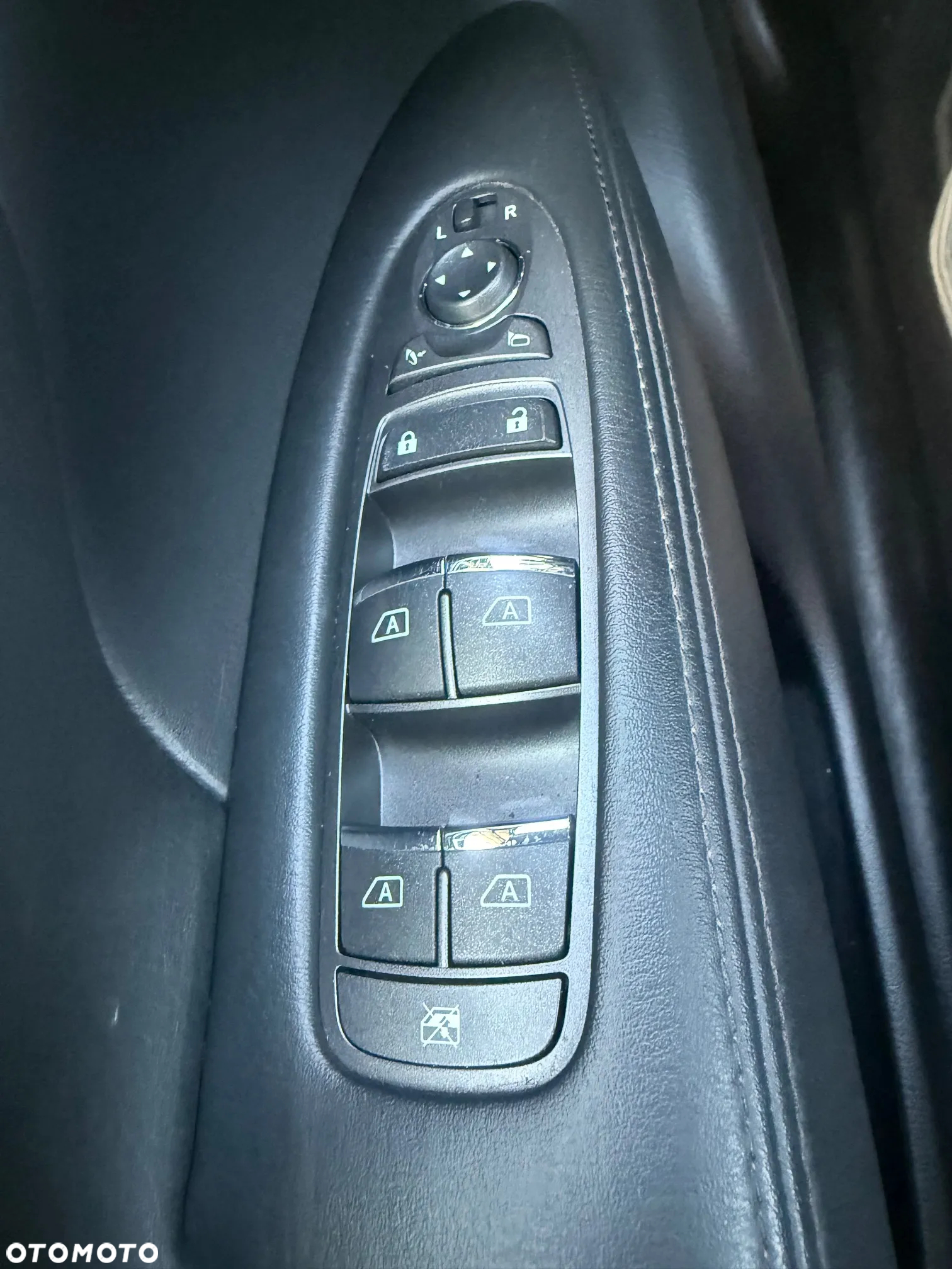Infiniti Q70 2.2d Sport Tech - 7