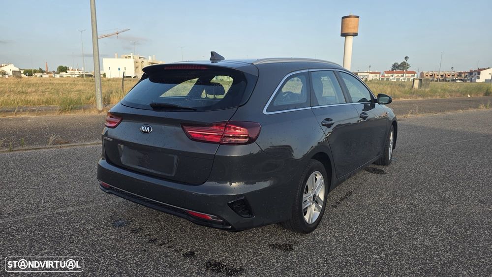 Kia Ceed SW 1.6 CRDi SX - 2