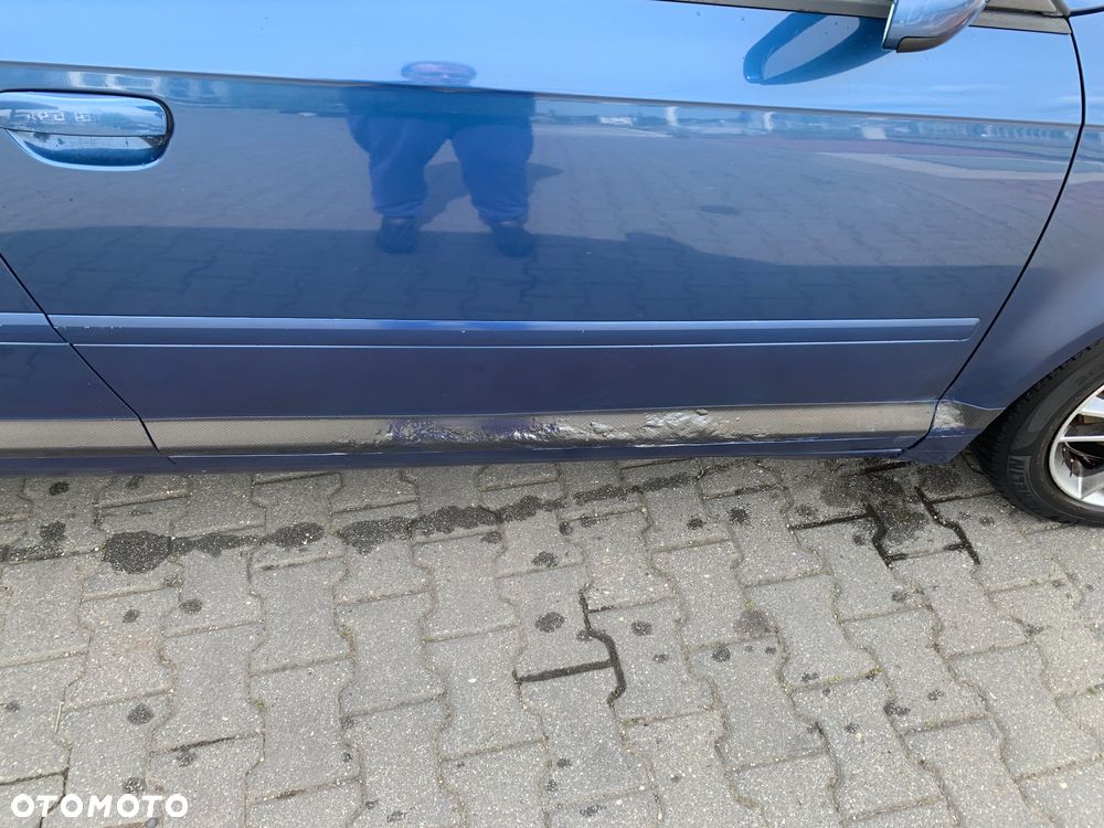 Audi A3 3-drzwiowe 1.9 TDI Ambiente - 8