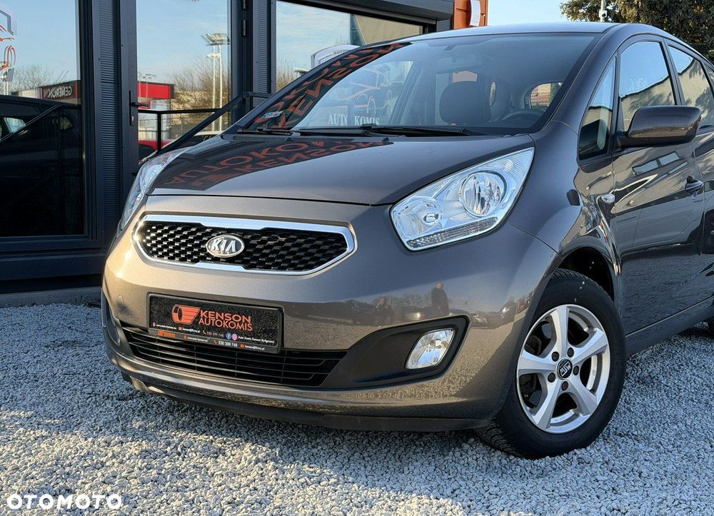 Kia Venga - 8