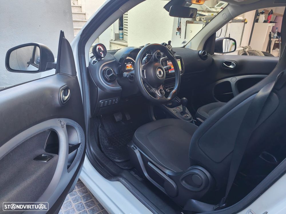 Smart ForTwo Coupé EQ passion - 20