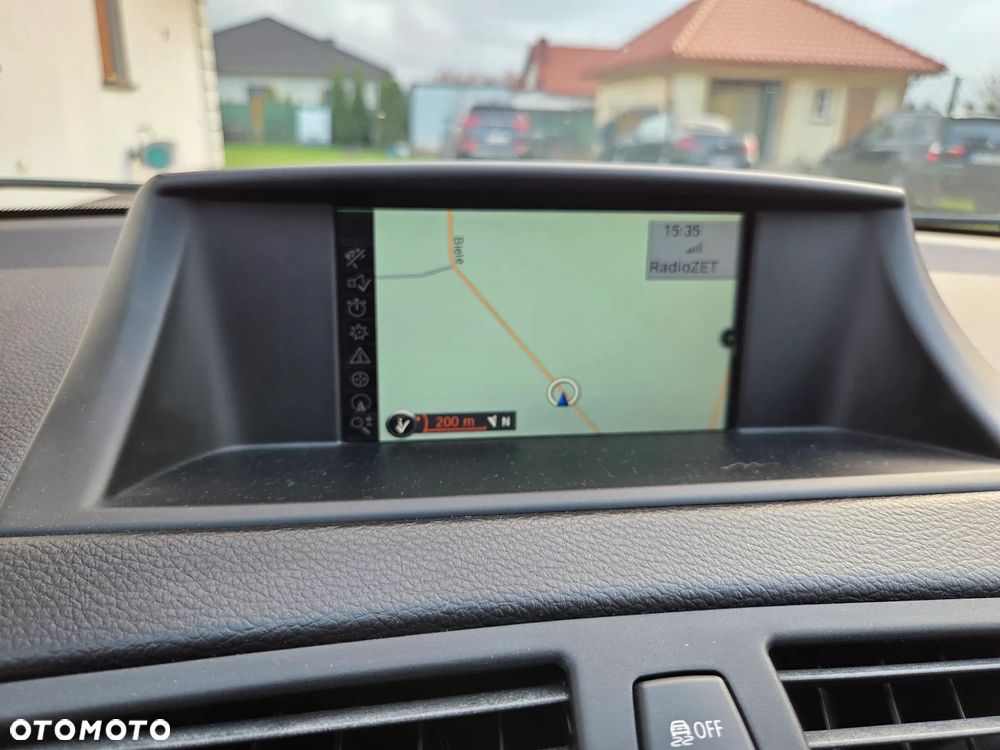 BMW Seria 1 116i - 23