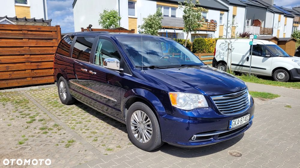 Chrysler Town & Country 3.6 Touring - 13