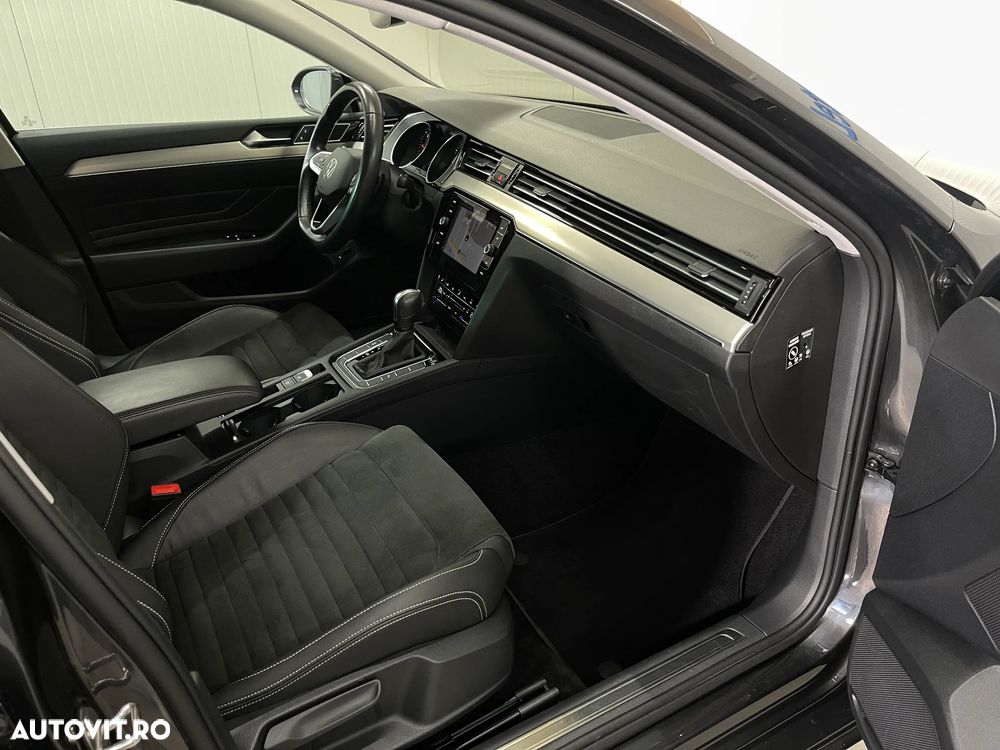 Volkswagen Passat 2.0 TDI DSG Highline - 9