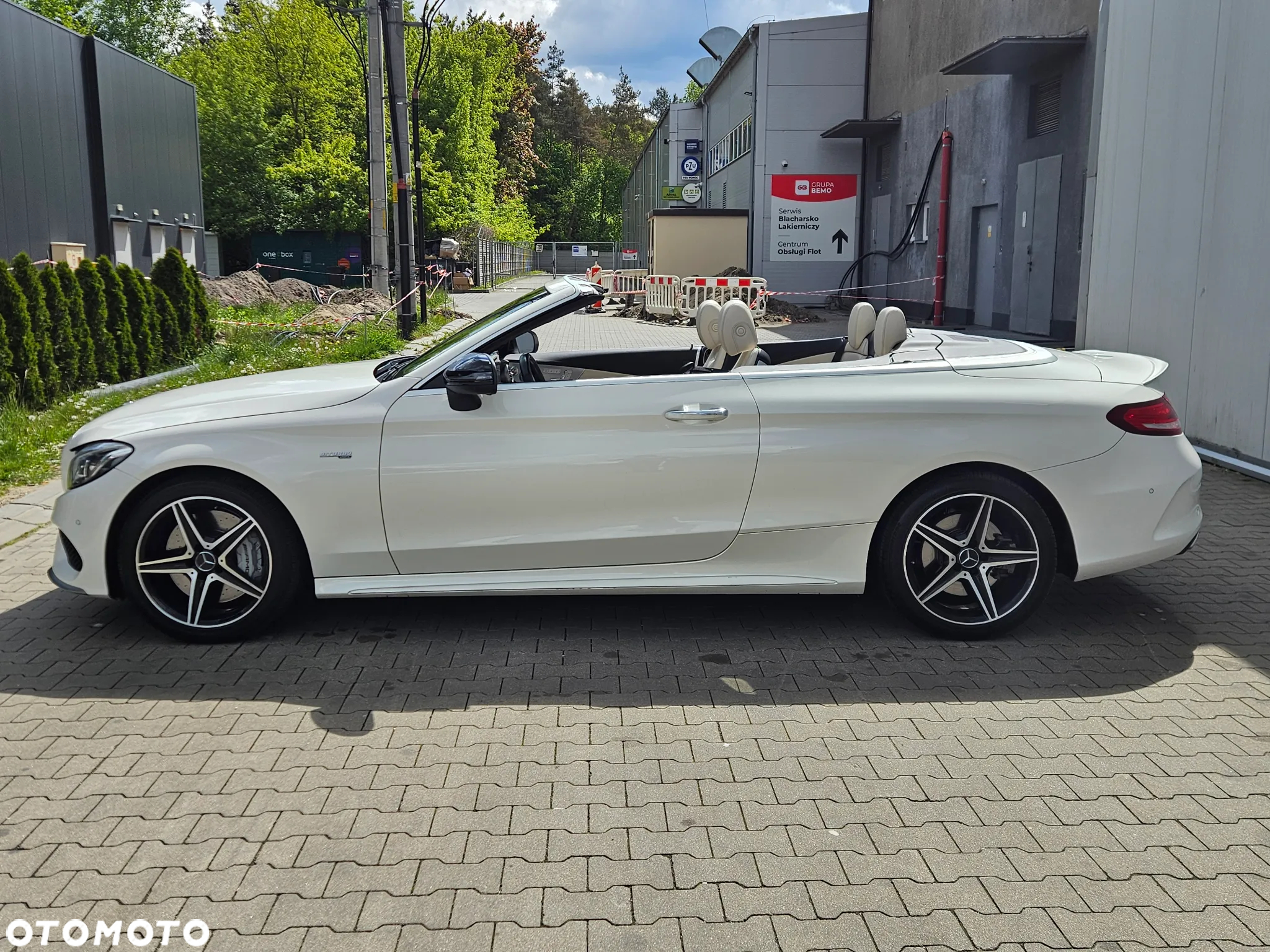 Mercedes-Benz Klasa C AMG 43 4-Matic Kabriolet - 24