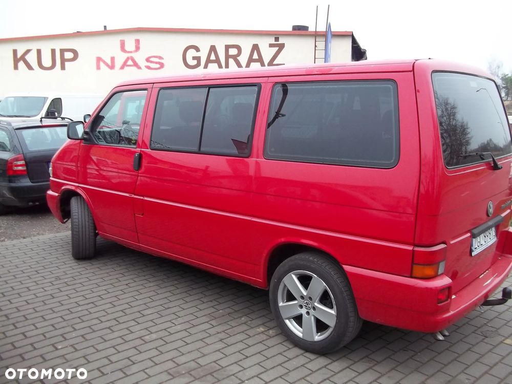 Volkswagen Multivan Standard - 2