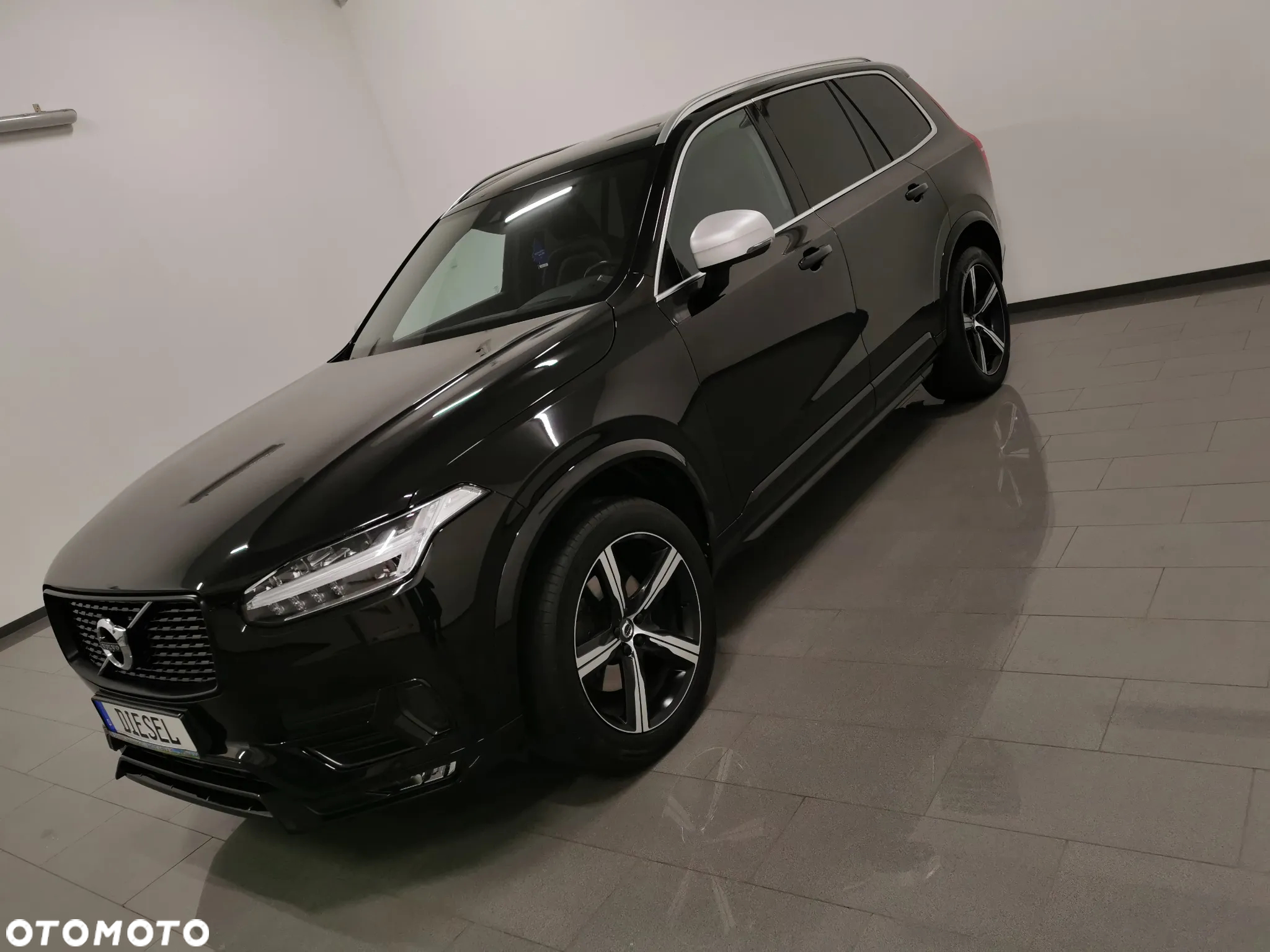 Volvo XC 90 D5 AWD R-Design - 2