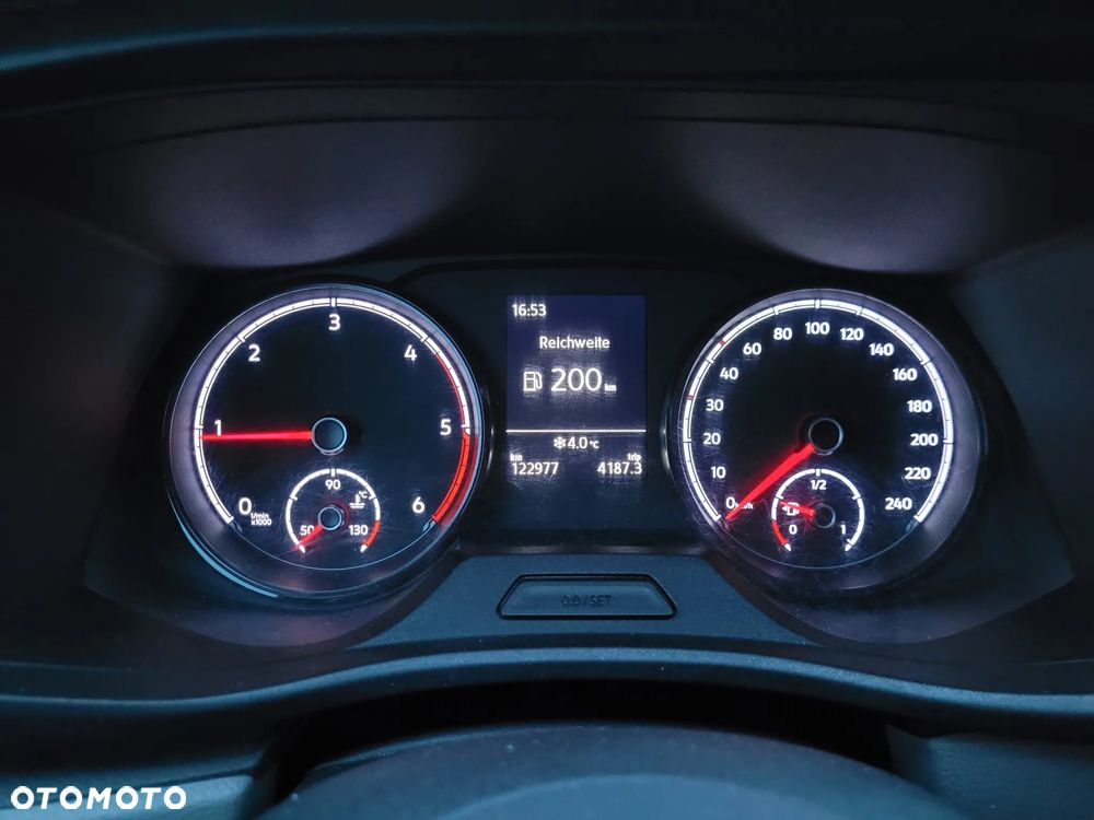 Volkswagen Transporter T6.1 - 15