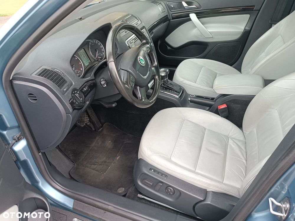 Skoda Octavia 1.8 TSI L&K DSG - 11