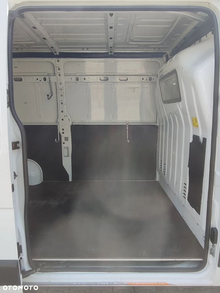 Opel Movano - 8