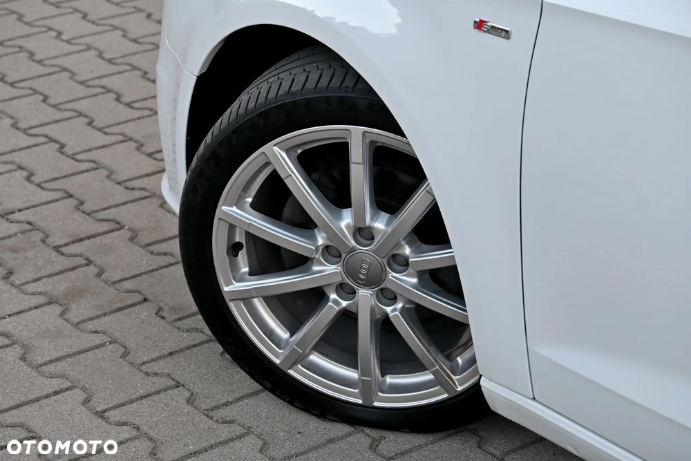 Audi A3 Sportback 2.0 TDI (clean diesel) S line Sportpaket - 23