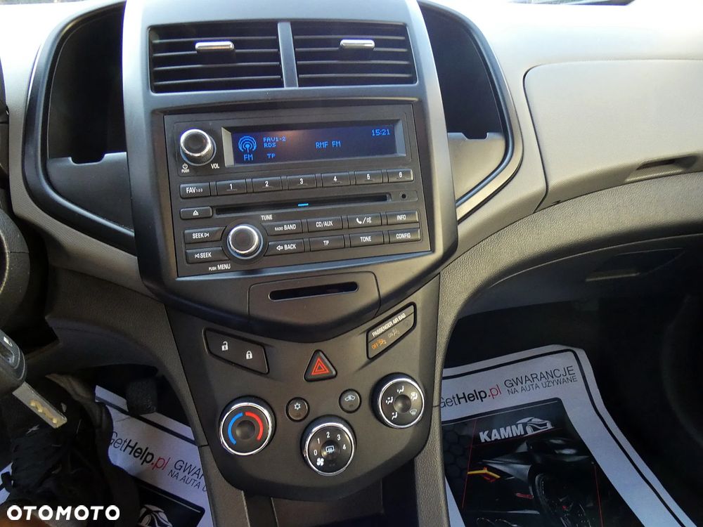 Chevrolet Aveo 1.2 LS - 19