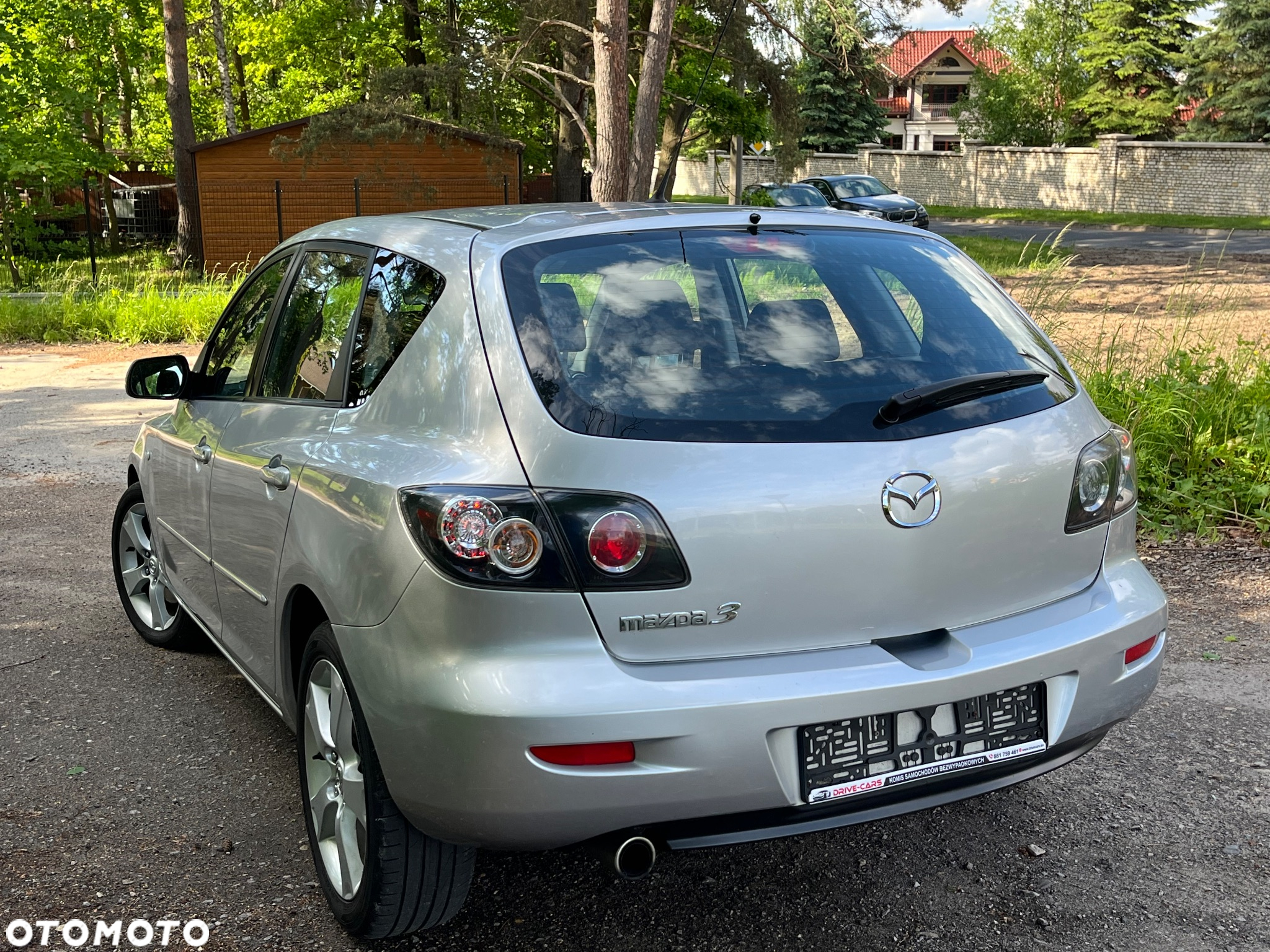 Mazda 3 2.0 Active + - 17