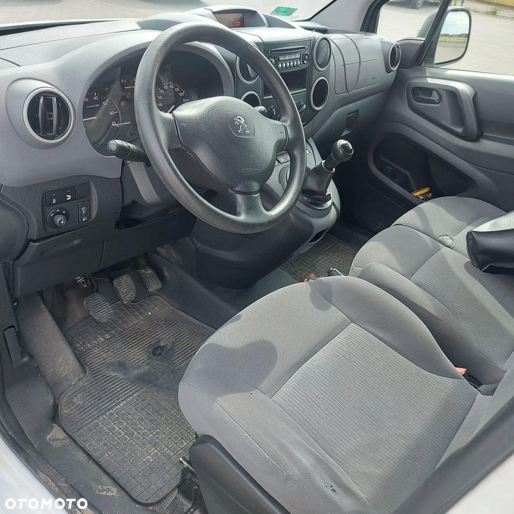 Peugeot Partner - 8