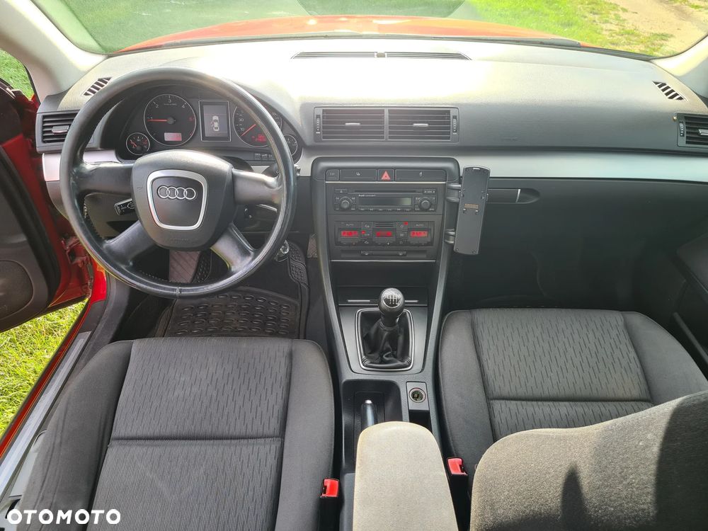 Audi A4 Avant - 9