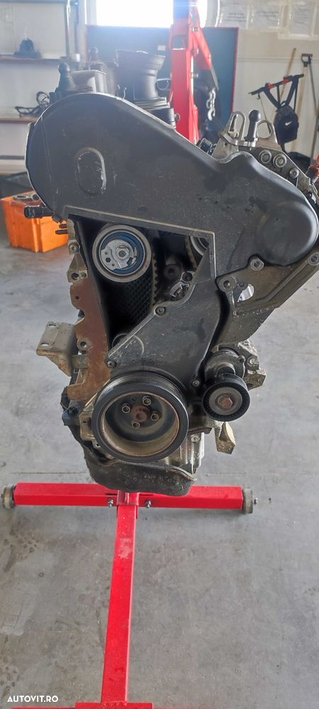 Motor volkswagen vw polo 6R motor 1.6 CAY 90 CP an 2010 - 3
