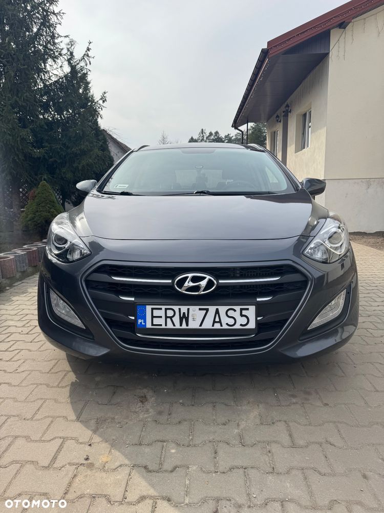 Hyundai i30 1.6 CRDi Comfort - 3