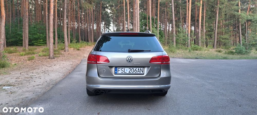 Volkswagen Passat 2.0 TDI Comfortline - 4