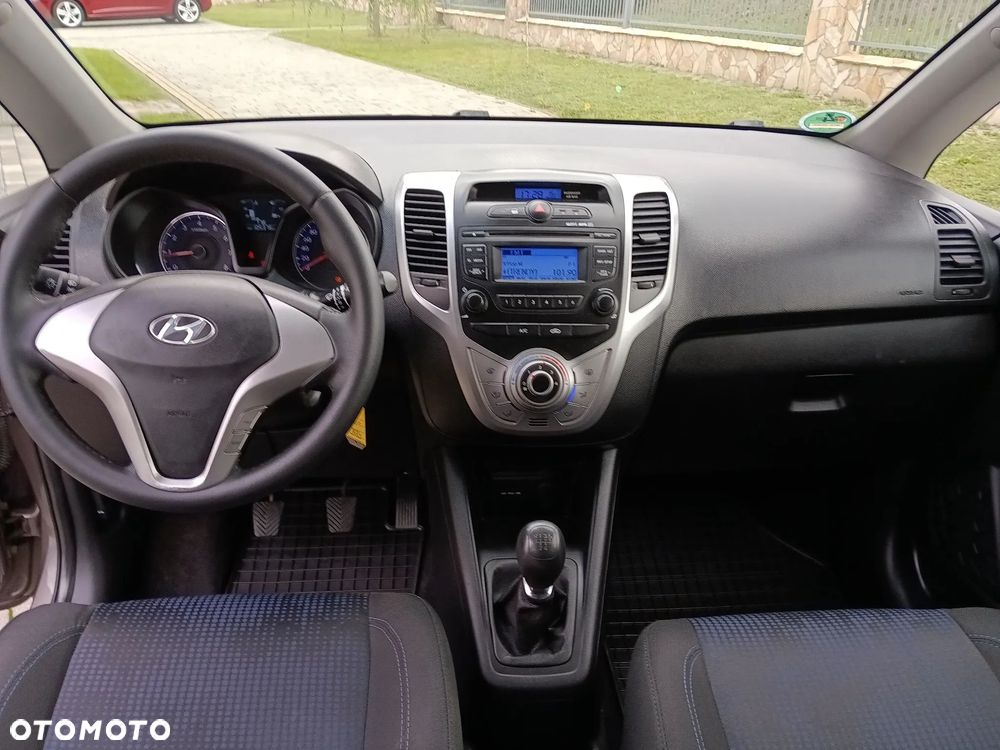 Hyundai ix20 - 19