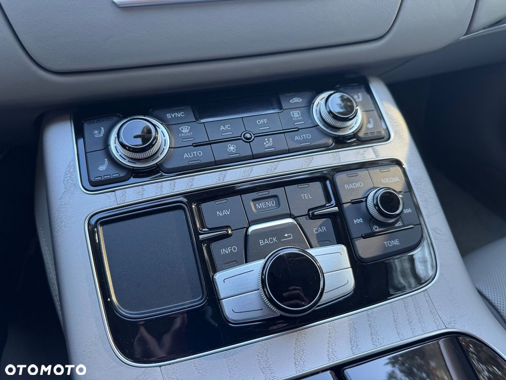 Audi S8 Plus 4.0 TFSI Quattro - 30