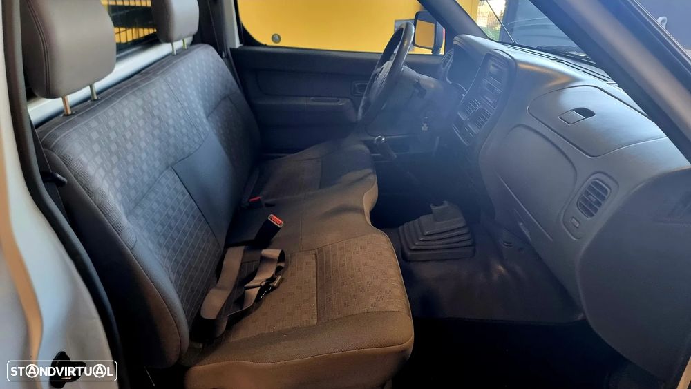 Nissan Pick Up 2.5 TD KC CM - 5