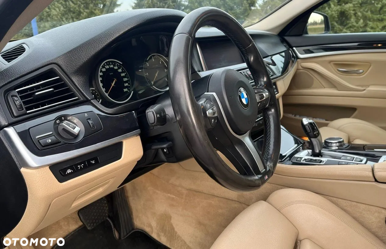 BMW Seria 5 530d xDrive Luxury Line - 17