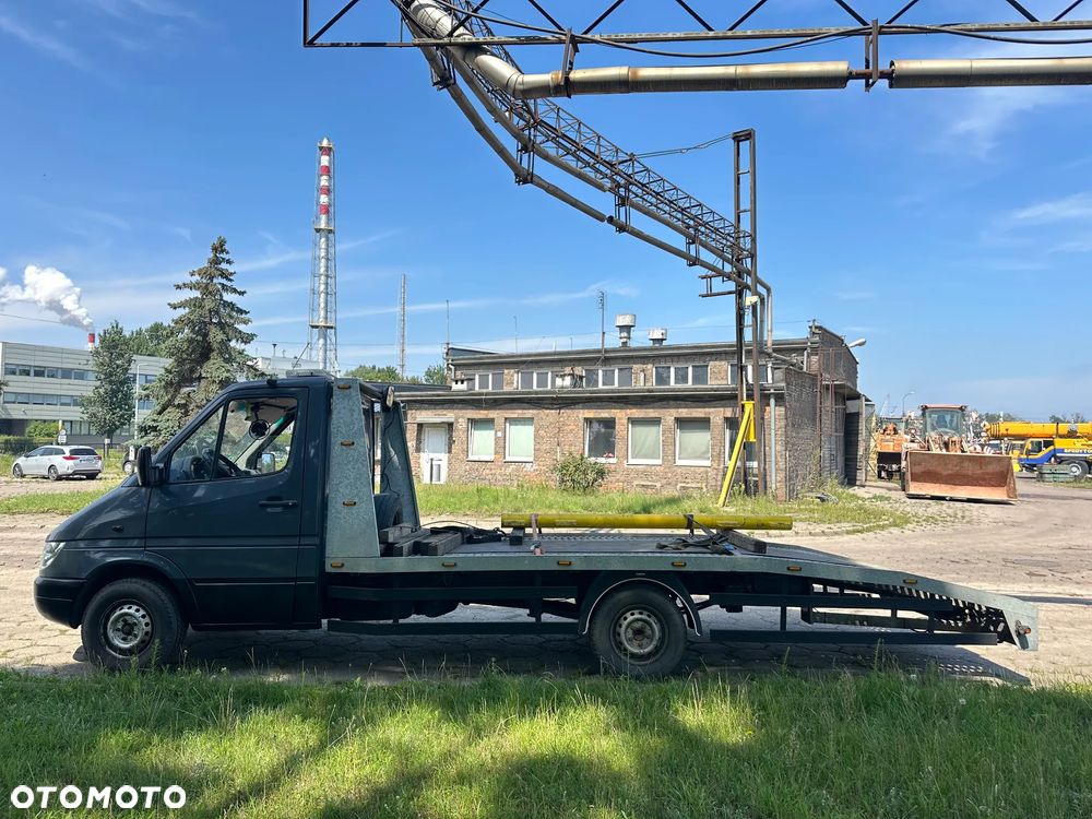 Mercedes-Benz SPRINTER - 4