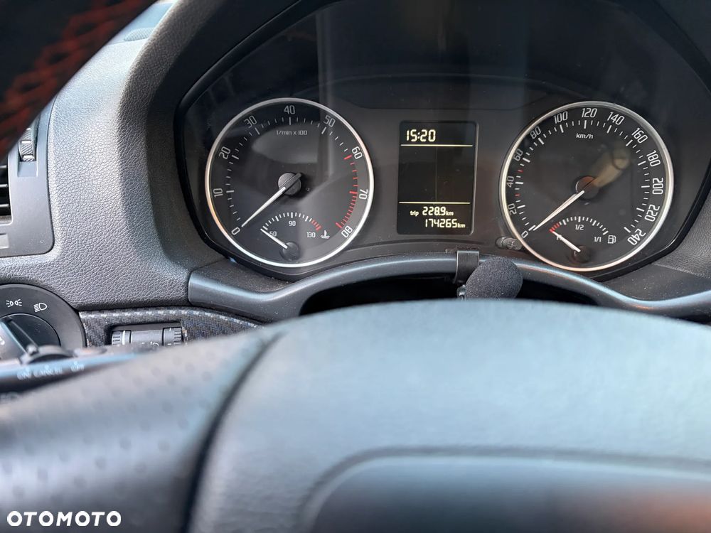 Skoda Octavia 1.8 TSI Family Plus - 4