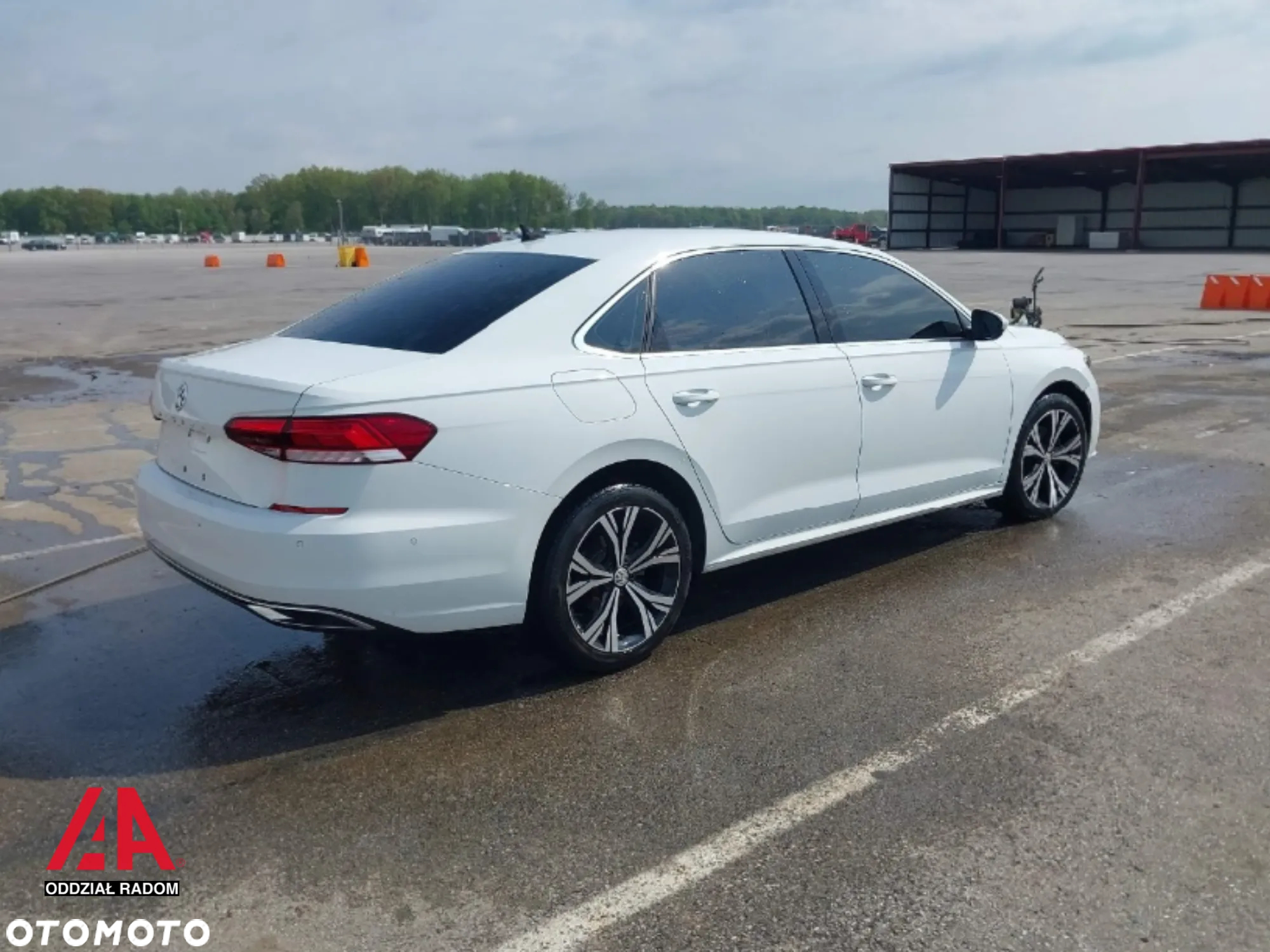 Volkswagen Passat 2.0 TSI Elegance DSG - 4