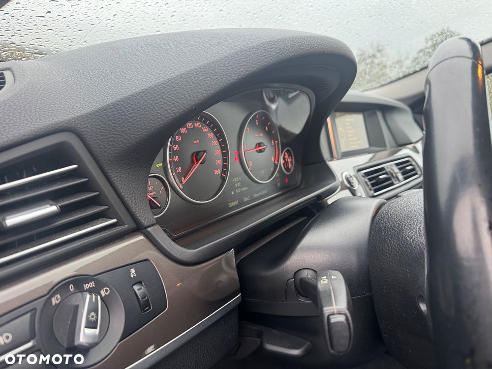 BMW Seria 5 - 10