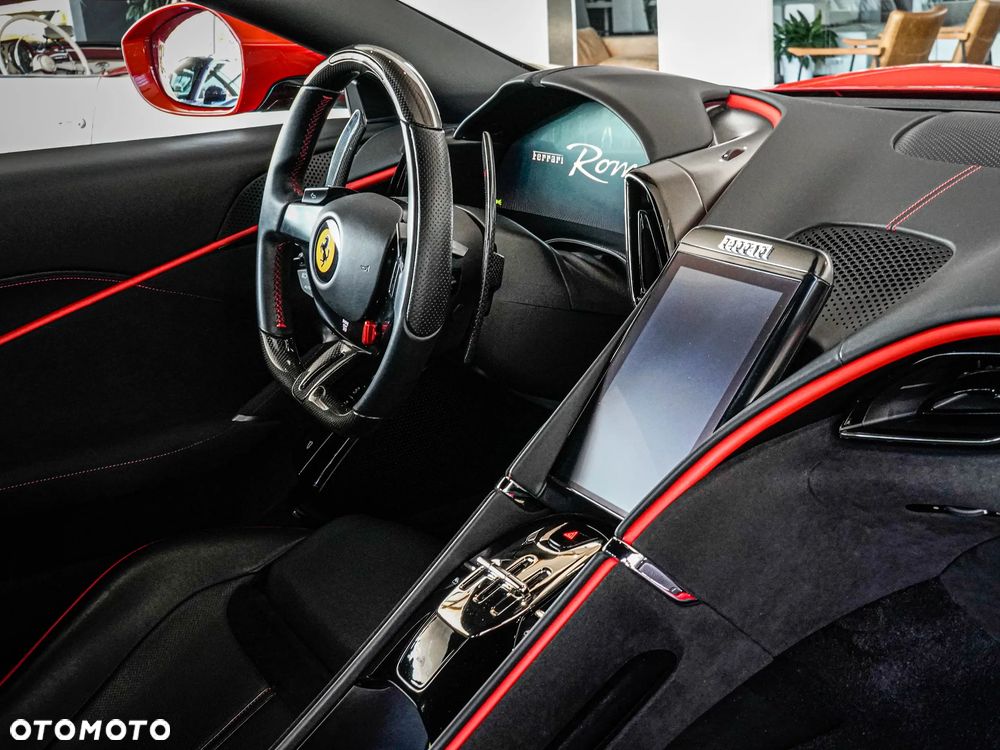 Ferrari Roma - 15