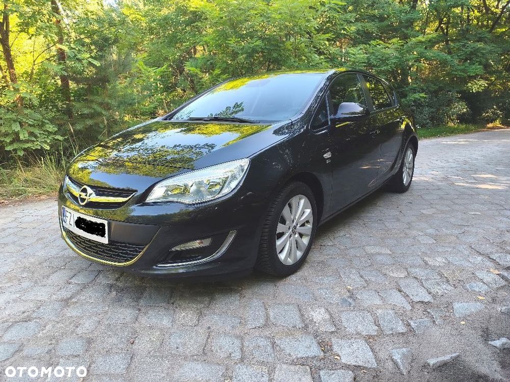 Opel Astra 1.4 Turbo 150 Jahre - 1
