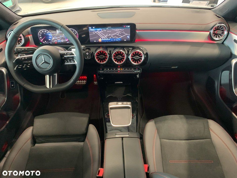 Mercedes-Benz CLA - 5