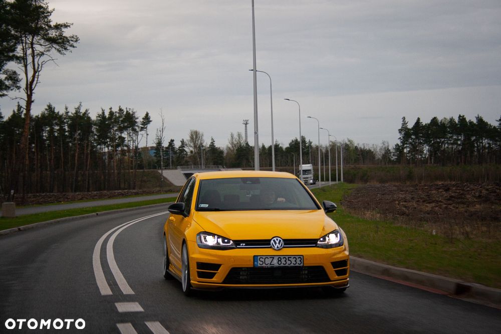 Volkswagen Golf - 14