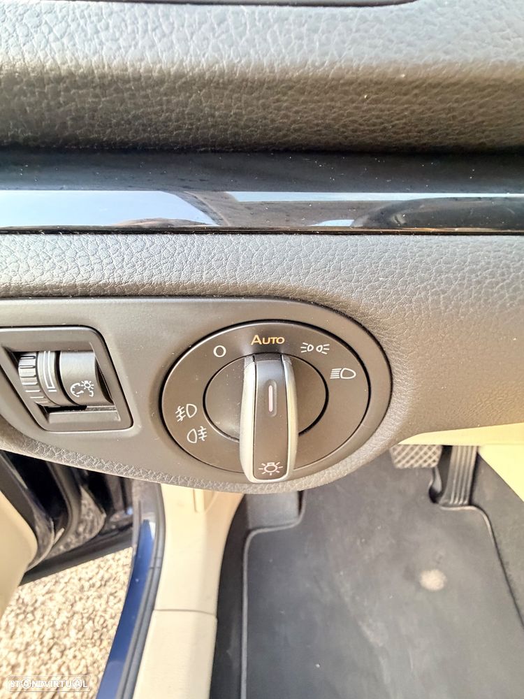 VW Sharan 2.0 TDI Blue Highline DSG - 20