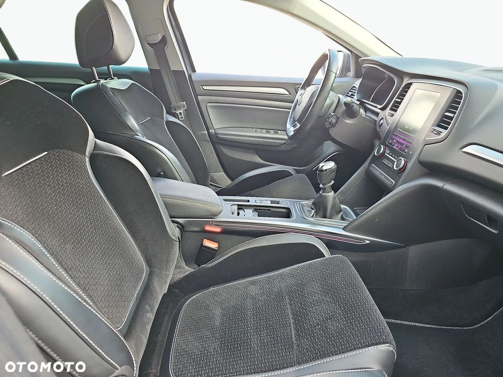 Renault Megane 1.3 TCe FAP Intens - 13