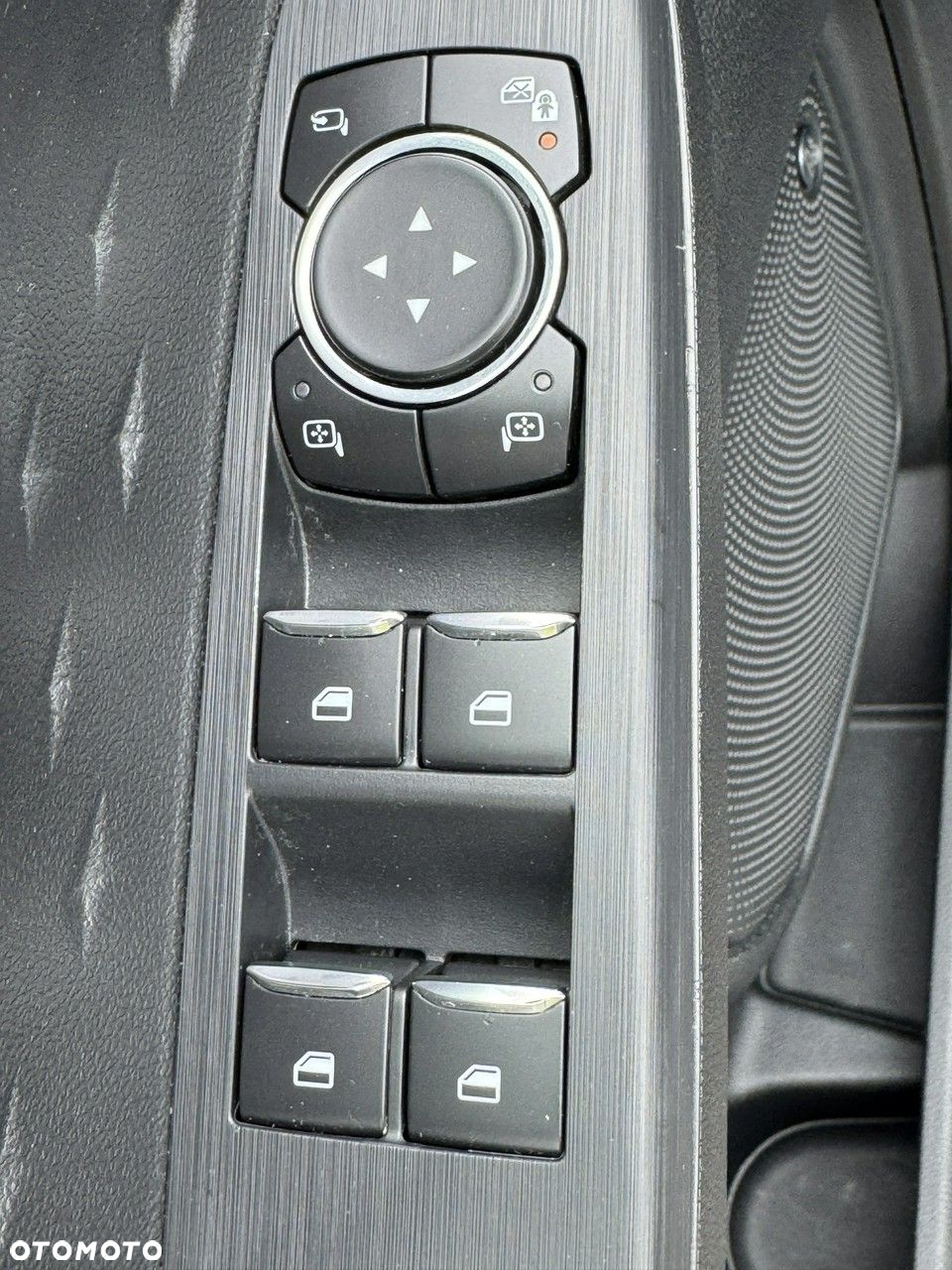 Ford Kuga 2.0 EcoBlue 4x4 TITANIUM X - 19