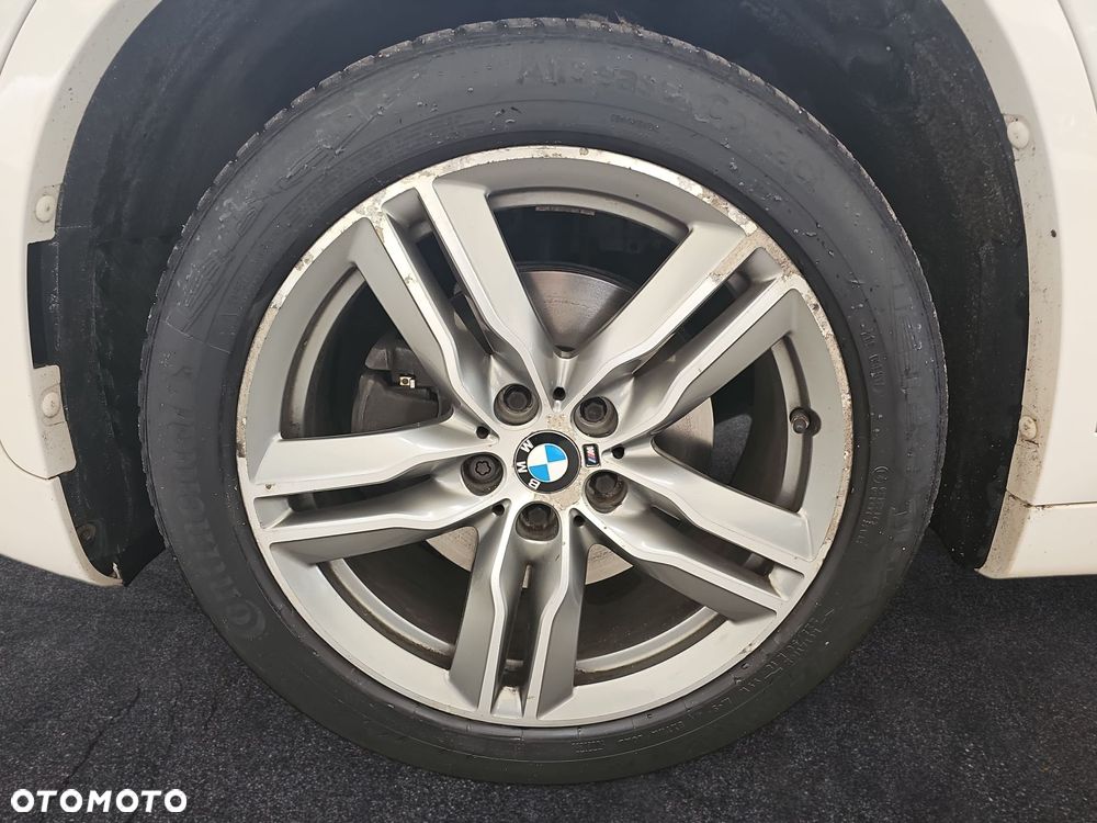 BMW X1 - 10