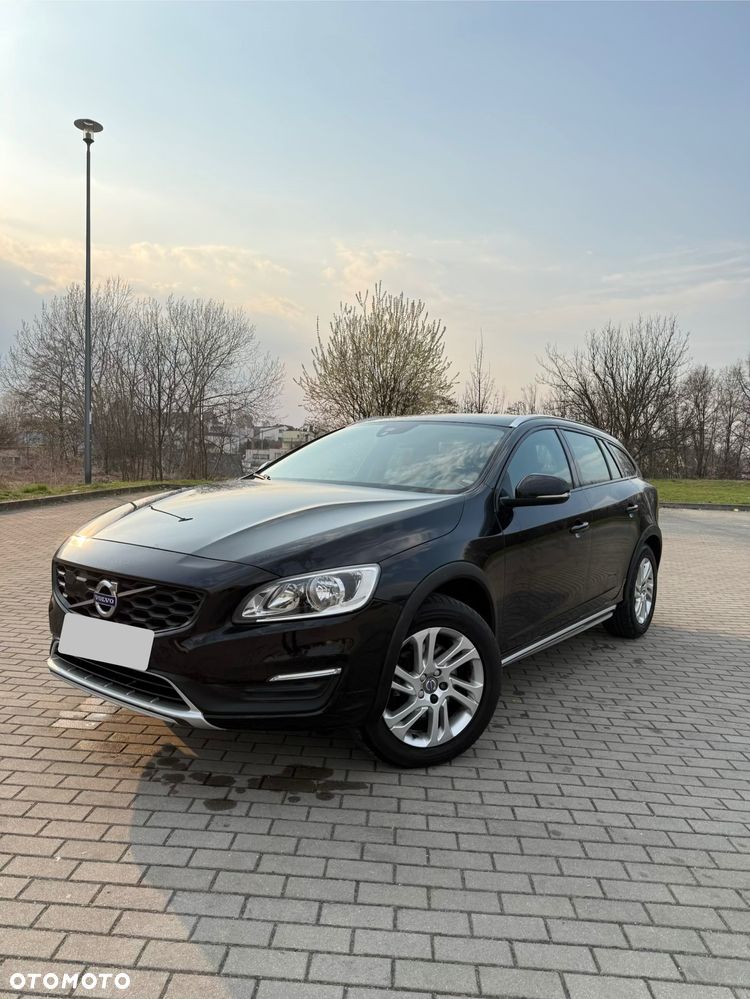 Volvo V60 Cross Country D3 Geartronic Summum - 4